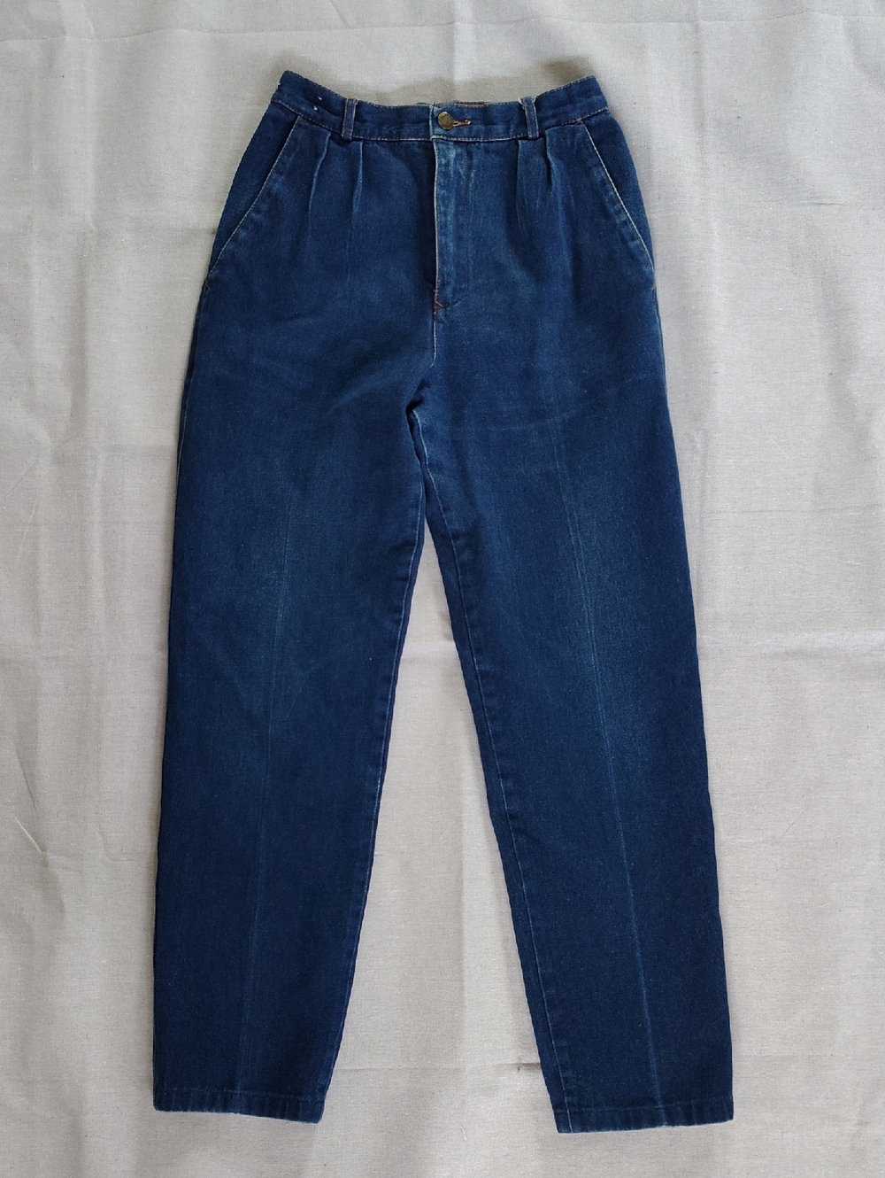 Vintage Jordache Indigo Denim Pleated Jeans
